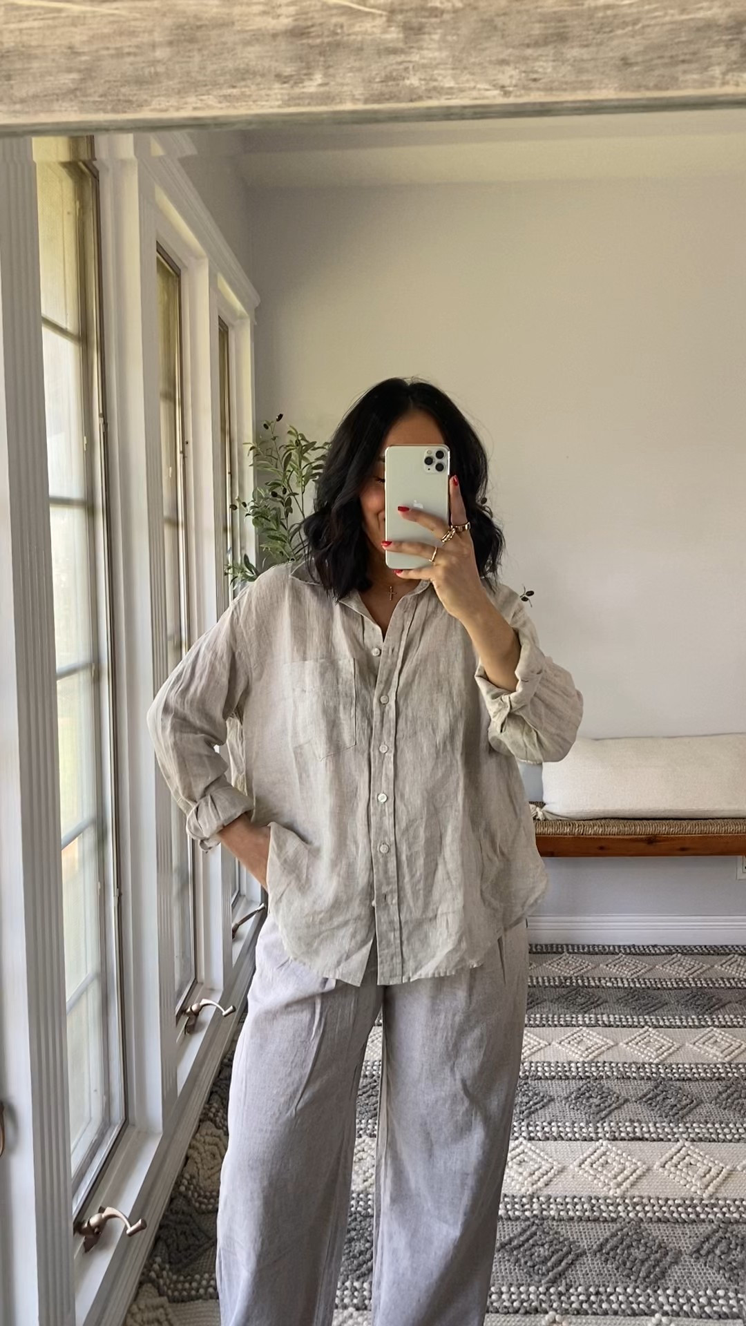 Going crazy over these Gap finds ✨🤝🏼 this linen set is sooo good. I am wearing a small petite in the top. & size 4 petite in the Linen pants  

#LTKPetite #LTKSaleAlert #LTKStyleTip
