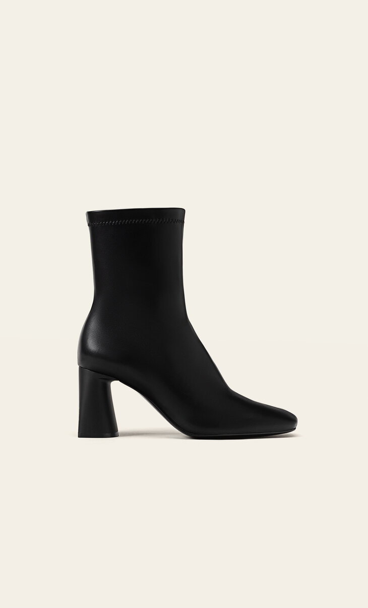 Mid-heel boots with stretch legs - Women's fashion | Stradivarius United Kingdom | Stradivarius (UK)