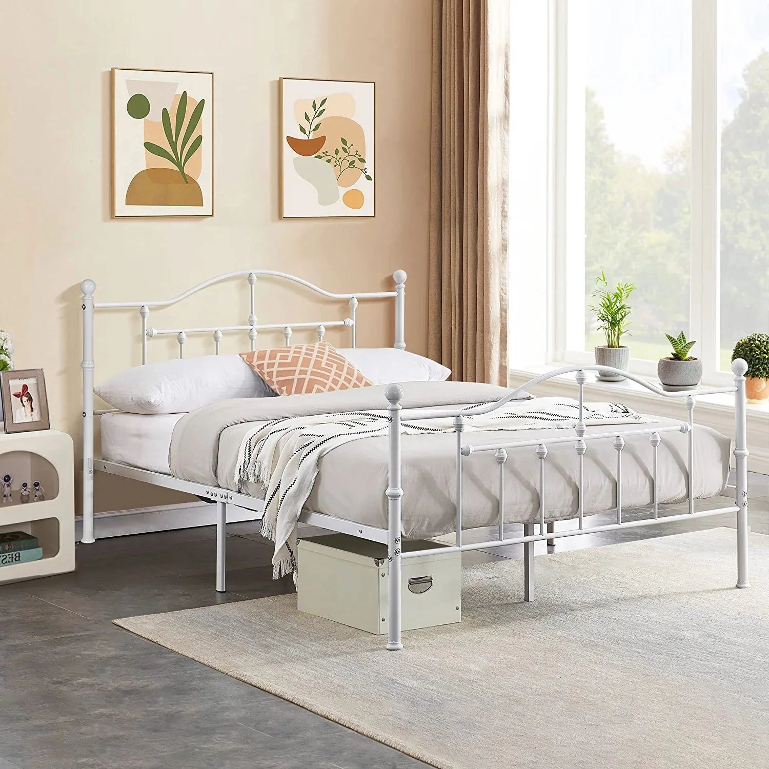 VECELO Victorian Metal Platform Bed Frame with Curved Headboard,Twin/Full/Queen Bed | Bed Bath & Beyond