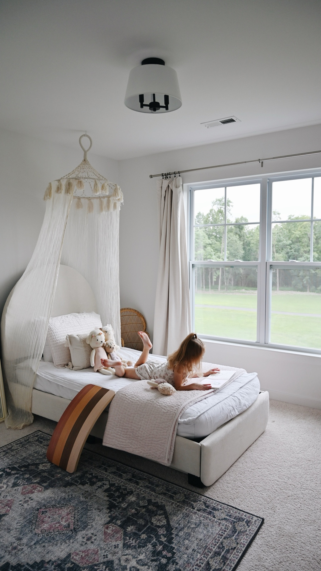 Big girl bed, little girl magic ✨

#LTKKids #LTKFamily #LTKHome