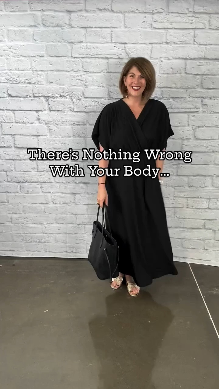 There’s something MAGICAL ✨that happens when you wear clothes that fit like a dream!

➡️You’re happier
➡️You’re calmer
➡️You’re more relaxed

So why are so many women stressed about getting dressed???😫

Stop torturing your body - and yourself - by telling yourself you’re TOO FAT, TOO BIG, TOO ANYTHING!!! These LIES can be harmful to your confidence and strip you of your JOY!!

Instead, simply wear something that makes you feel AMAZING! It can quickly shift your perspective and help you see the beauty you already are!