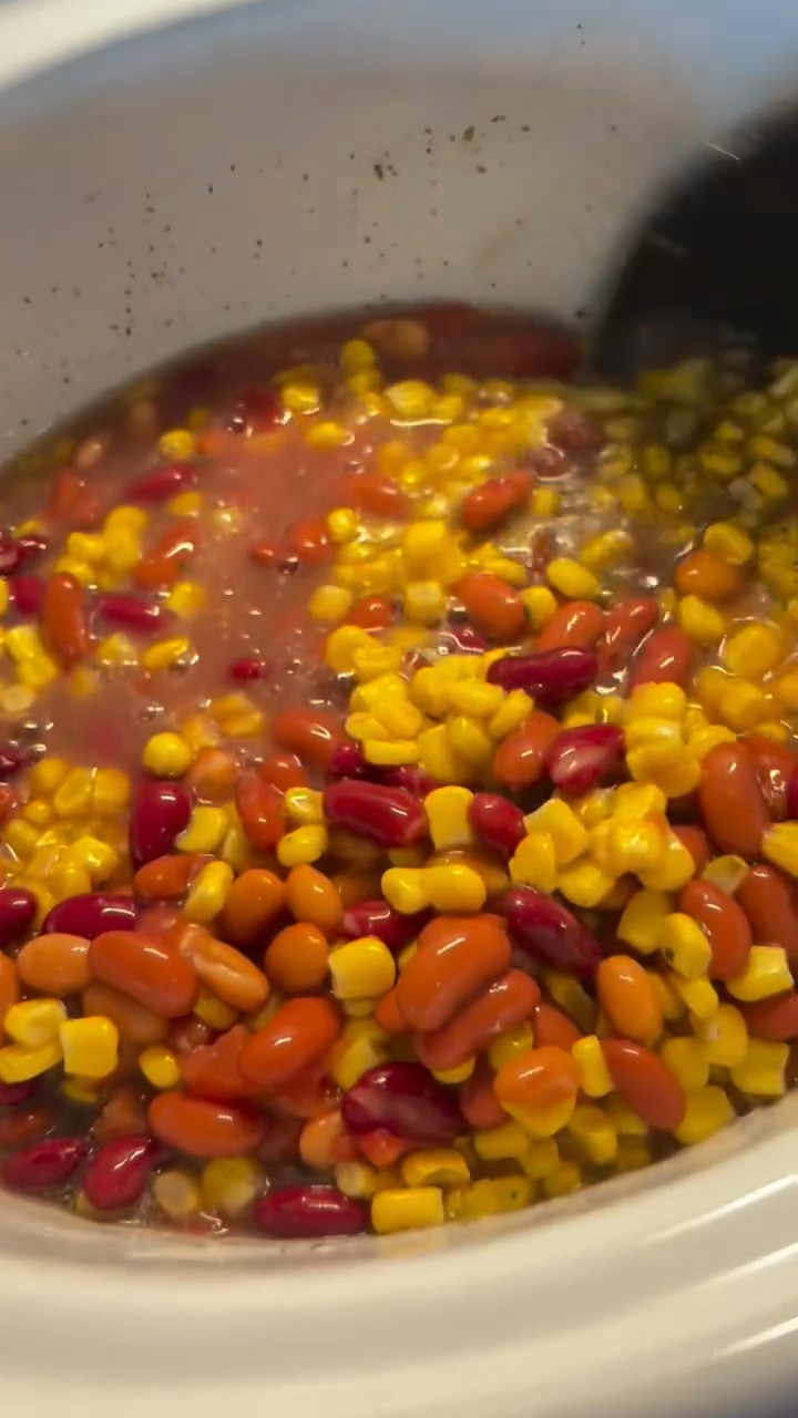 📣Let’s Cook Taco Soup !! A fall staple in our home!! I just fed about 20 coach’s with 2 crockpots full of!!! Add Fritos, Scoop Tostitos or Cornbread!!! Top it off with sour cream and shredded cheese!!!
Raising my boys on cheap inexpensive meals!!  Just like mama !!! 


#LTKFamily #LTKHome #LTKParties
