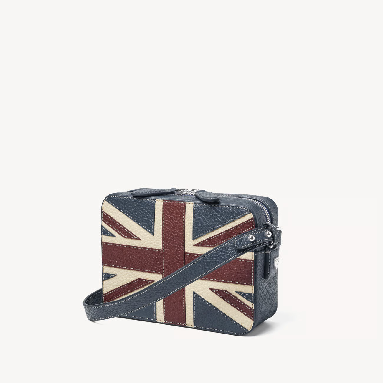 Camera Crossbody

        
            
            Brit Pebble | Aspinal of London US