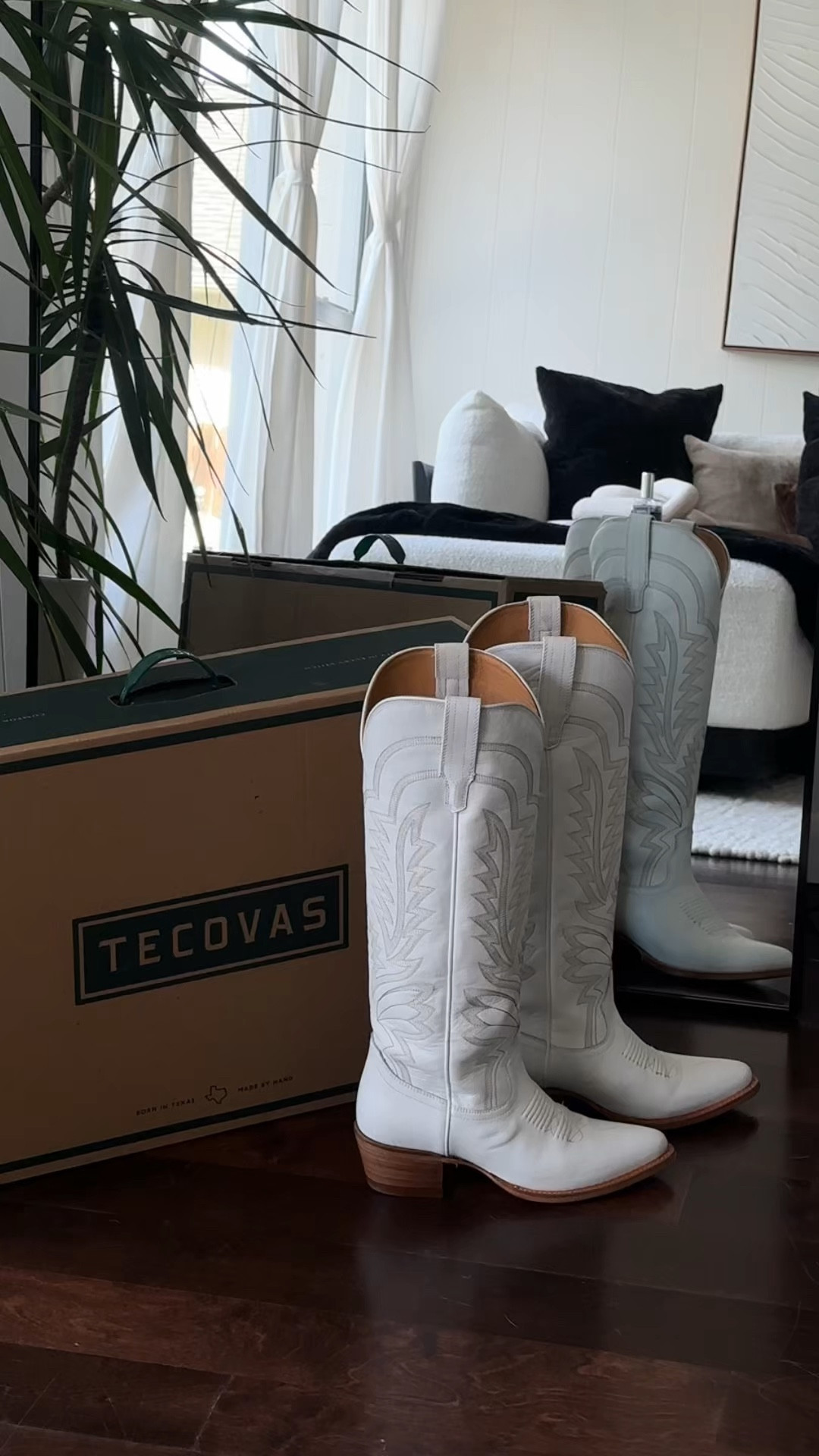 White bridal boots 

#LTKSeasonal #LTKWedding #LTKStyleTip