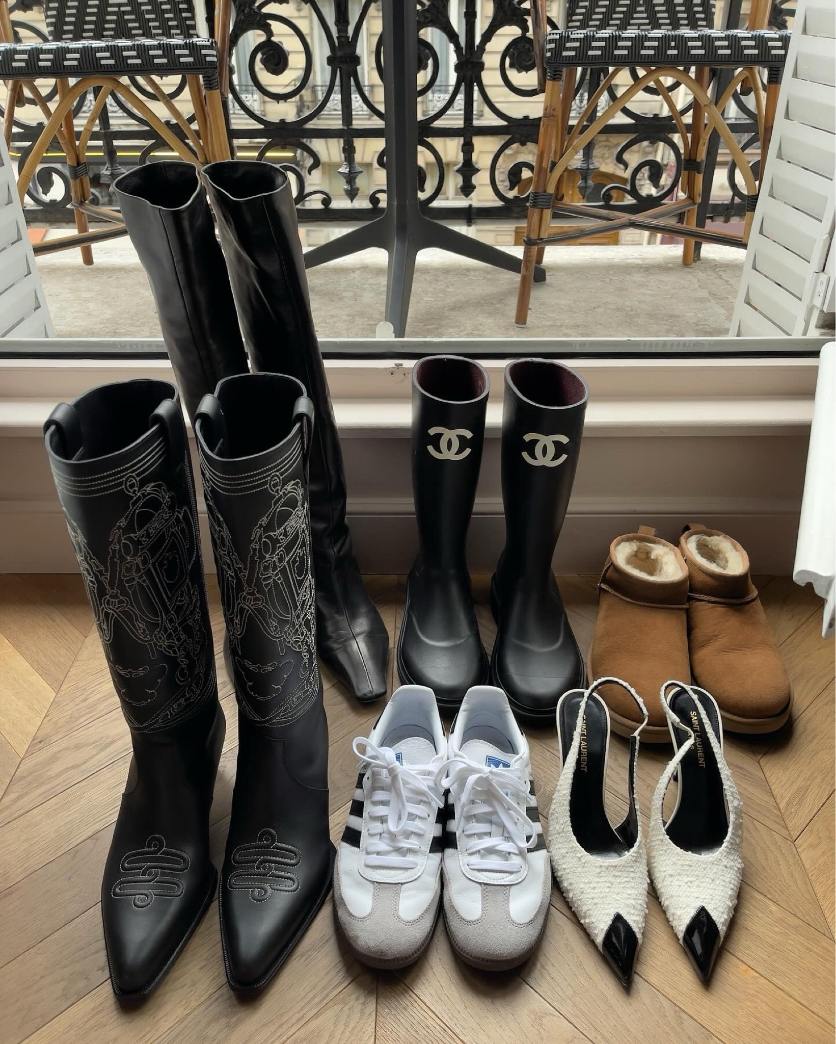 The ultimate lineup 🖤

#ootdnewyork10 #shoefie #shoelove #shoeloveistruelove #shoeloversclub #chanelshoes #uggs #hermesboots

#LTKstyletip #LTKGiftGuide #LTKshoecrush
