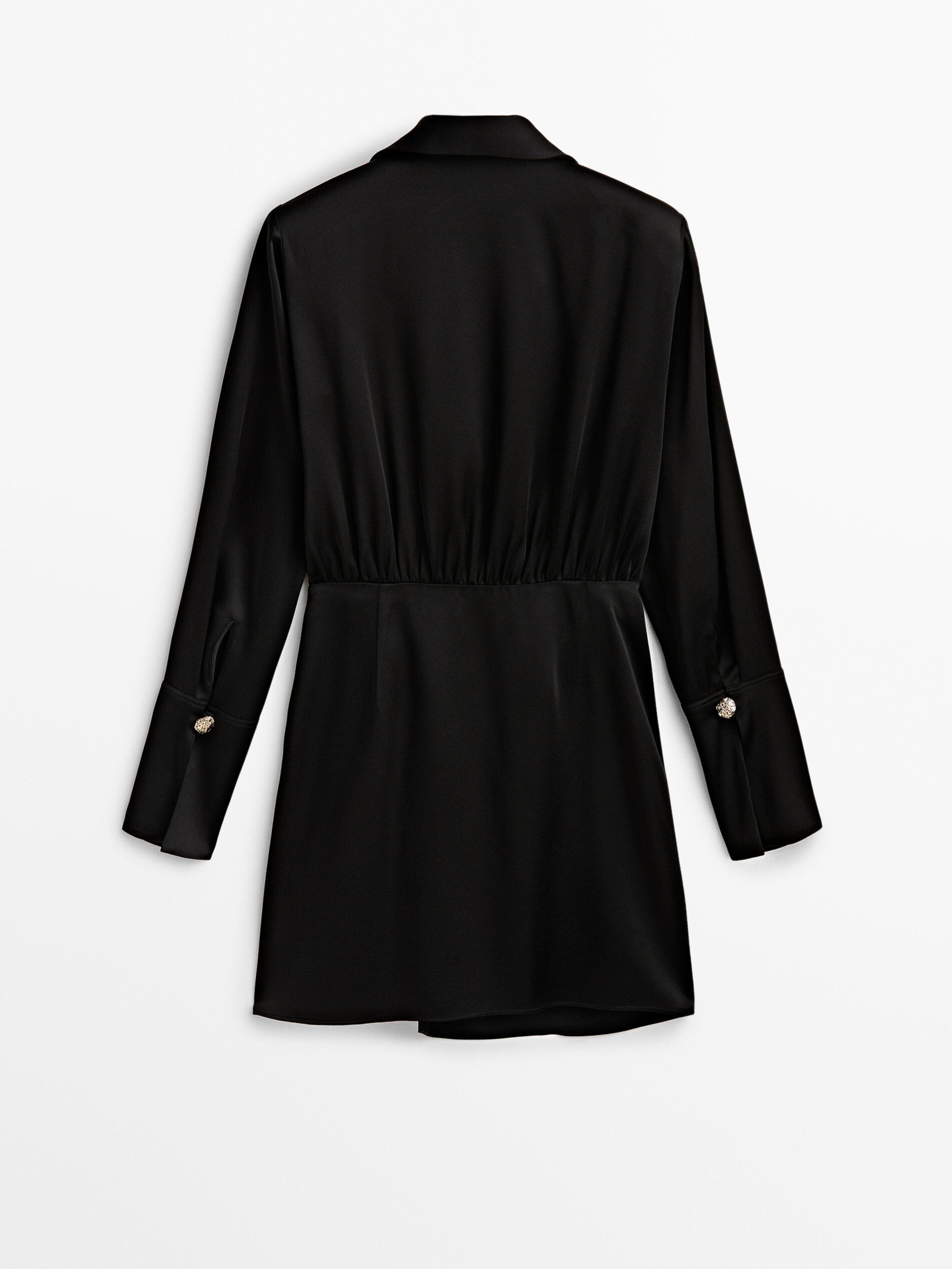 Kurzes satiniertes Kleid in Wickeloptik | Massimo Dutti DE