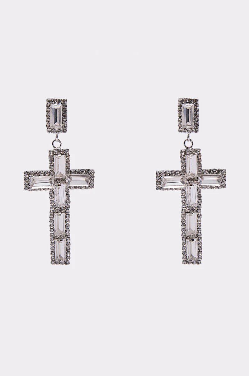 RED CARPET EARRING | AKIRA