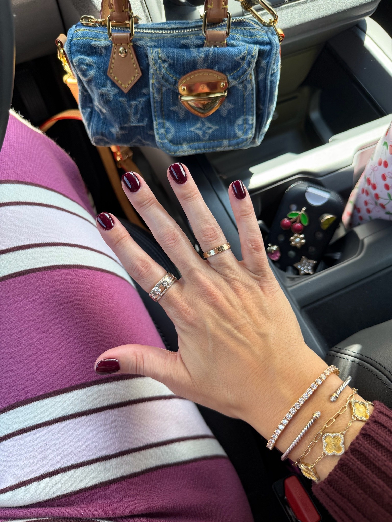 Fall nails 🍂
OOTD xs
Purse code: ChristinaChapman first month on me

#LTKootd #LTKU