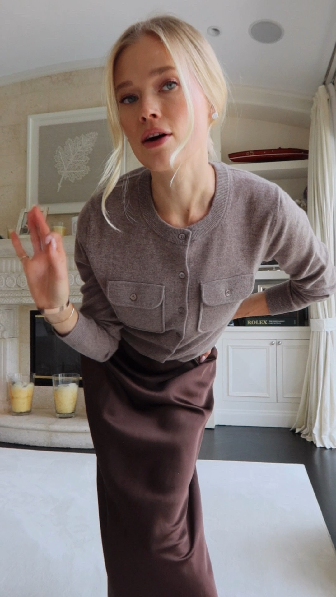 Massimo Dutti comfy fall haul is here 🍂✨ I believe in investing in good cashmere and high quality pieces and this haul feels soft and cozy 🤍

#LTKVideo #LTKSeasonal #LTKOver40