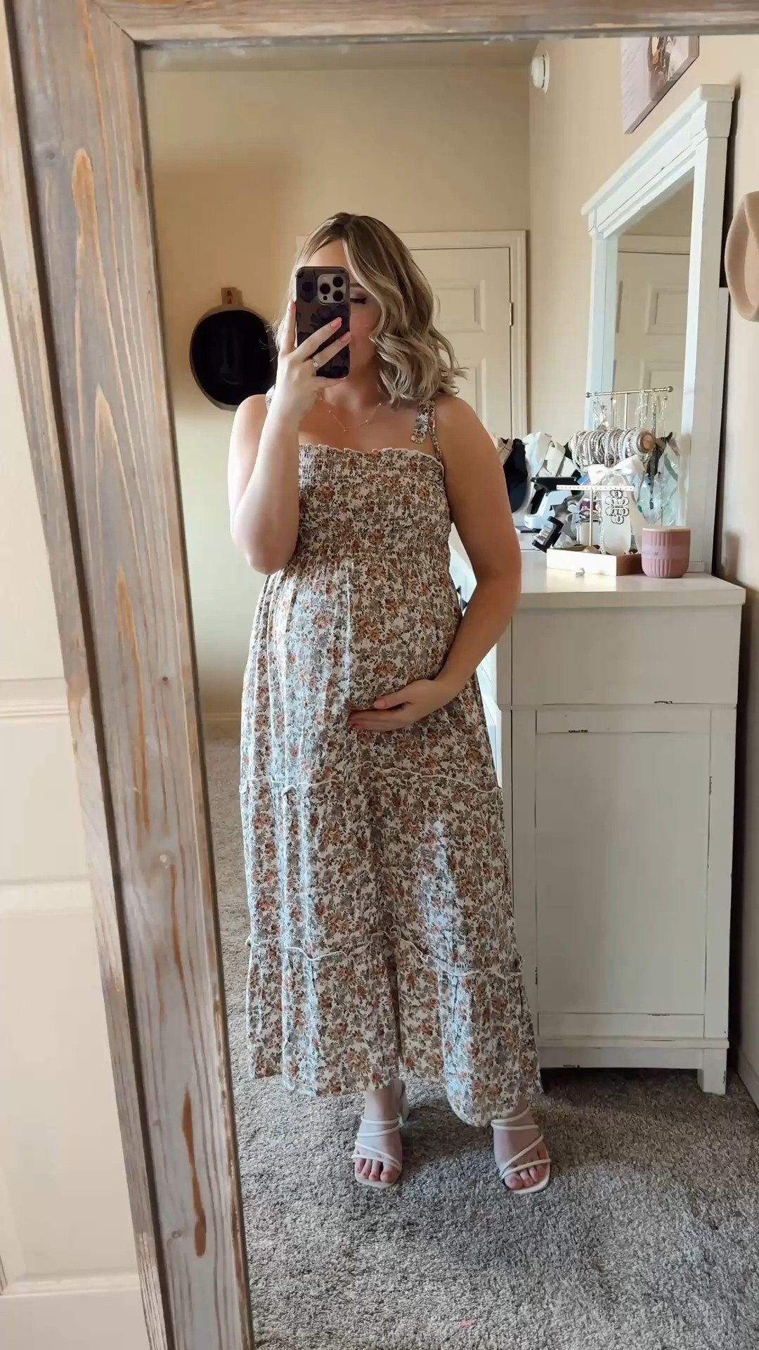 Want outfits you can wear pregnant, postpartum, and beyond? 🤍
These PinkBlush maternity pieces actually grow with you! All are bump and postpartum approved 👏👏

#prettyinpinkblush #maternityfashion #bumpstyle #tryon  #pregnancy

#LTKgrwm #LTKBump #LTKBaby