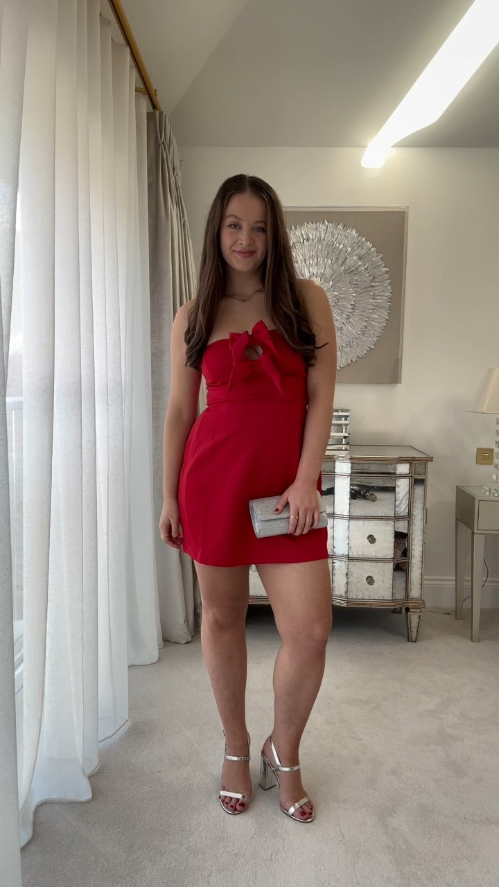 12 days of christmas outfits: part eight♥️ how cute is this dress!!🥹🌹 #newlook #newlookdress #redminidress #bowdress #redbowdress #christmasdress #christmaspartydress #christmasoutfitinspo 

#LTKpartywear #LTKgrwm #LTKmidsize