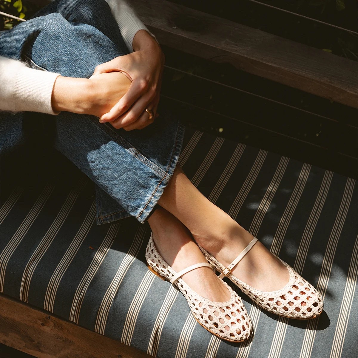 Could not love these flats more!! And they’re so comfortable!

Spring shoes, spring flats 

#LTKOver40