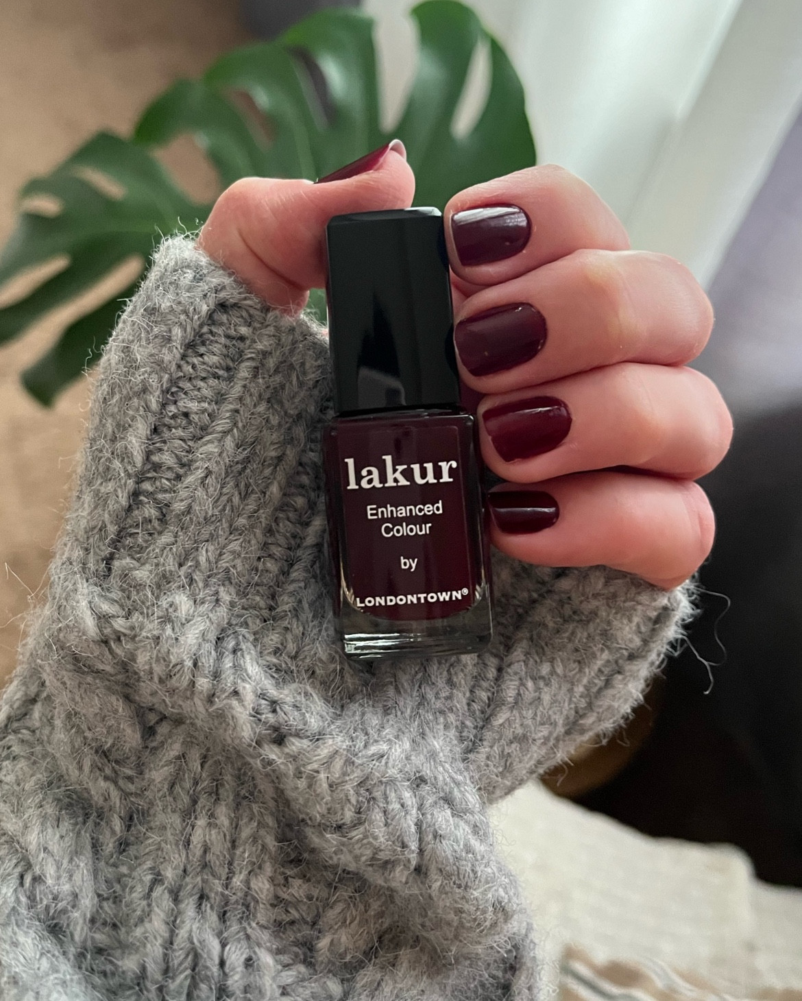 Small business Saturday - healthy nails edition! 💅🏼 KUR (Londontown) is not only a small business but a woman-owned business so double yay! 💕 Every year I give these beauties as holiday gifts…this weekend all polish is 30% off which is such a savings! 

#LTKHoliday #LTKBeauty #LTKGiftGuide