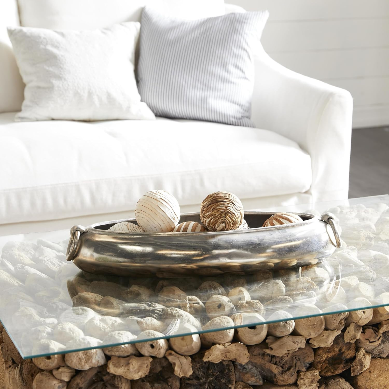 Deco 79 Aluminum Metal Decorative Decorative Bowl Decorative Container with Ring Handles, Decorat... | Amazon (US)