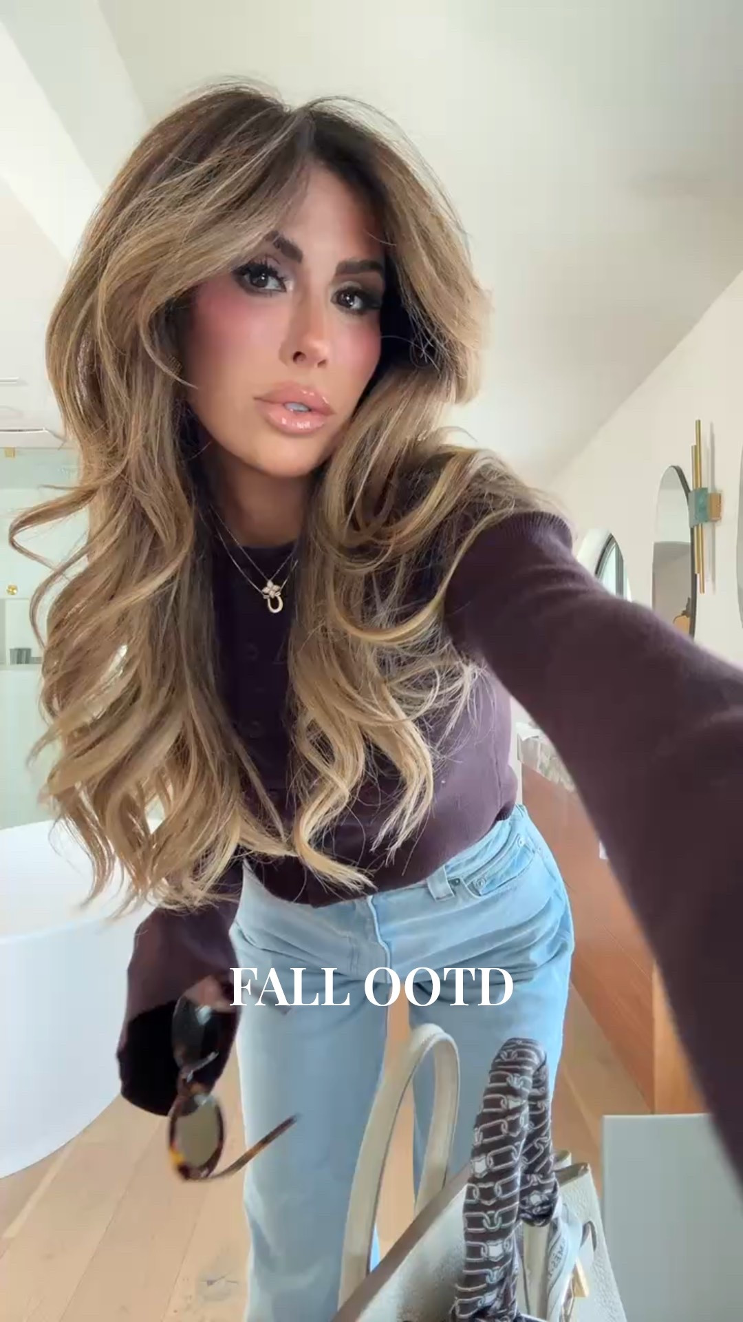 Wearing a size small in this Good American knit cardigan & size 26 in these jeans! 

Good American, Good American top, Fall outfit, Fall fashion, Fall outfit inspo, Khaite jeans, Vacation outfit, Travel outfit, Emily Ann Gemma

#LTKItBag #LTKStyleTip #LTKTravel