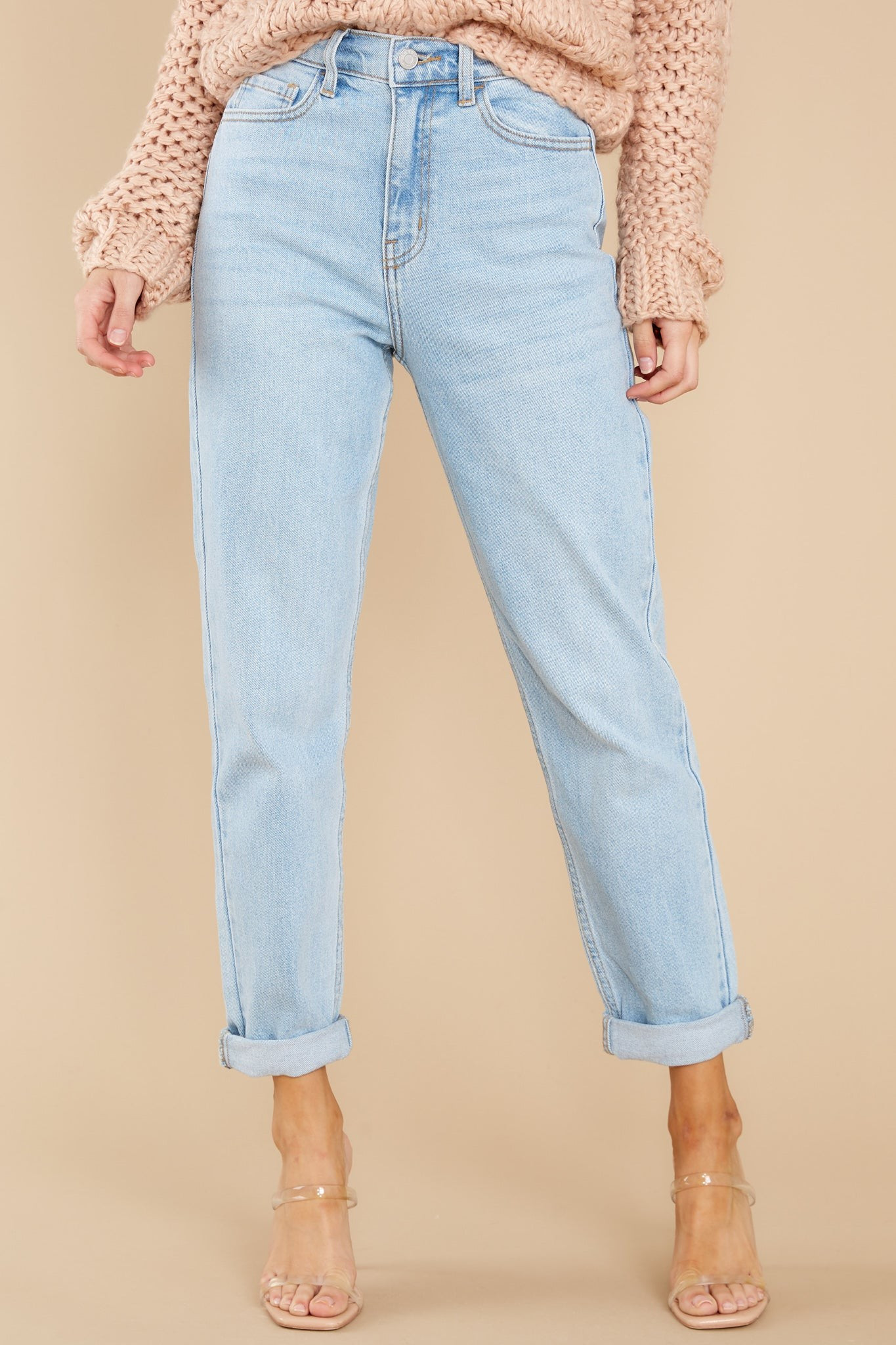Every Weekend Light Wash Straight Jeans Blue | Red Dress 