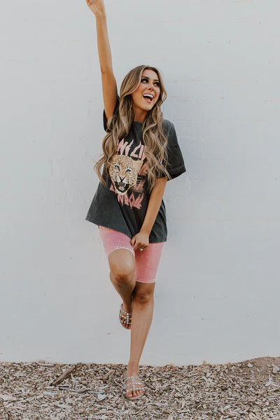 THE LONG LIVE ROCK N ROLL CHEETAH GRAPHIC TEE | Pink Desert