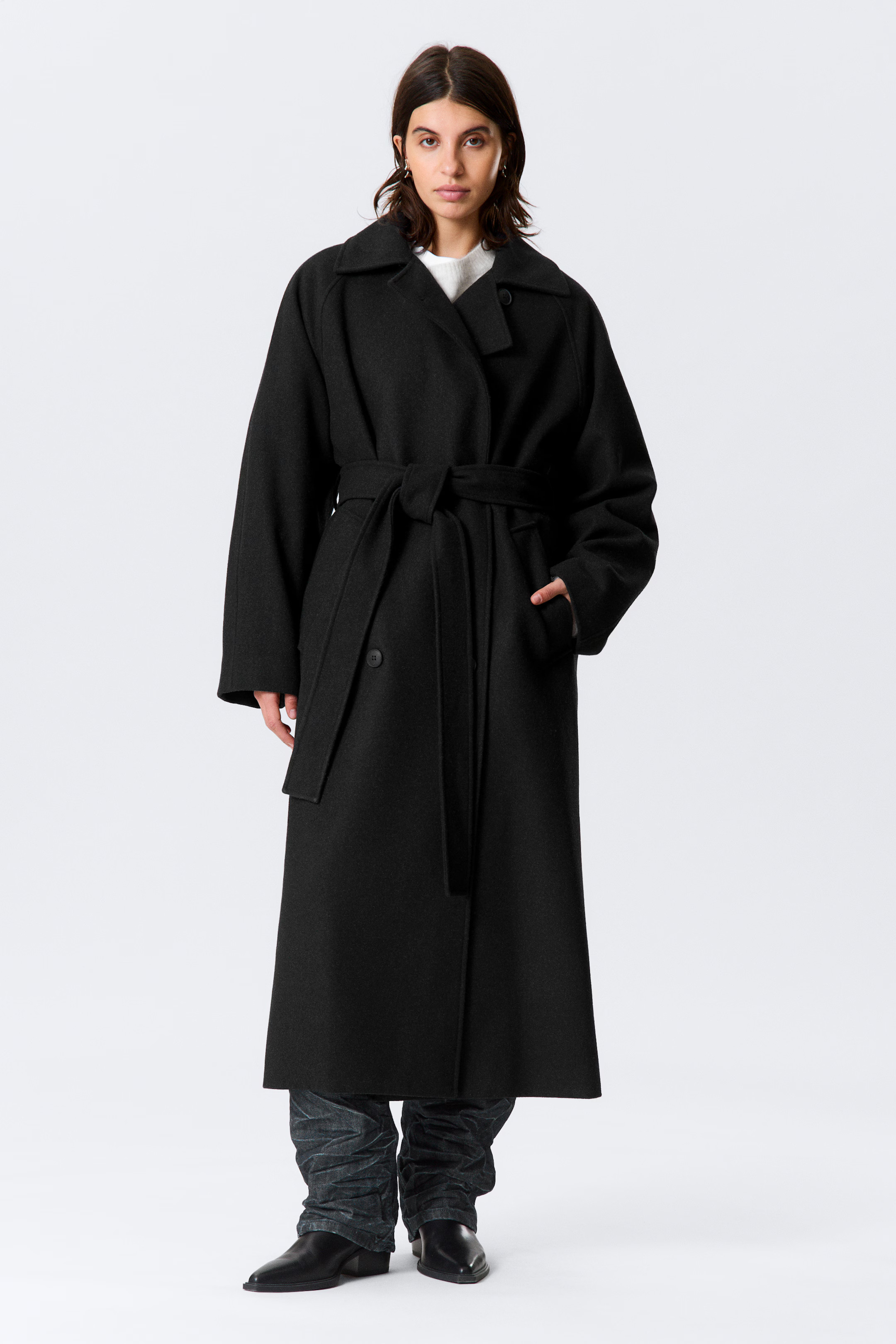 Kia Zweireihiger Oversize-Mantel aus Wollmischung | H&M (DE, AT, CH, NL, FI)