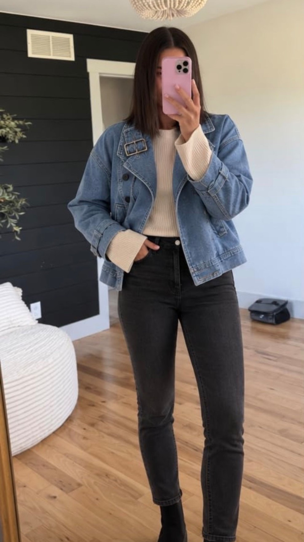 Loving this cute outfit!

#LTKootd #LTKgrwm #LTKmomlife