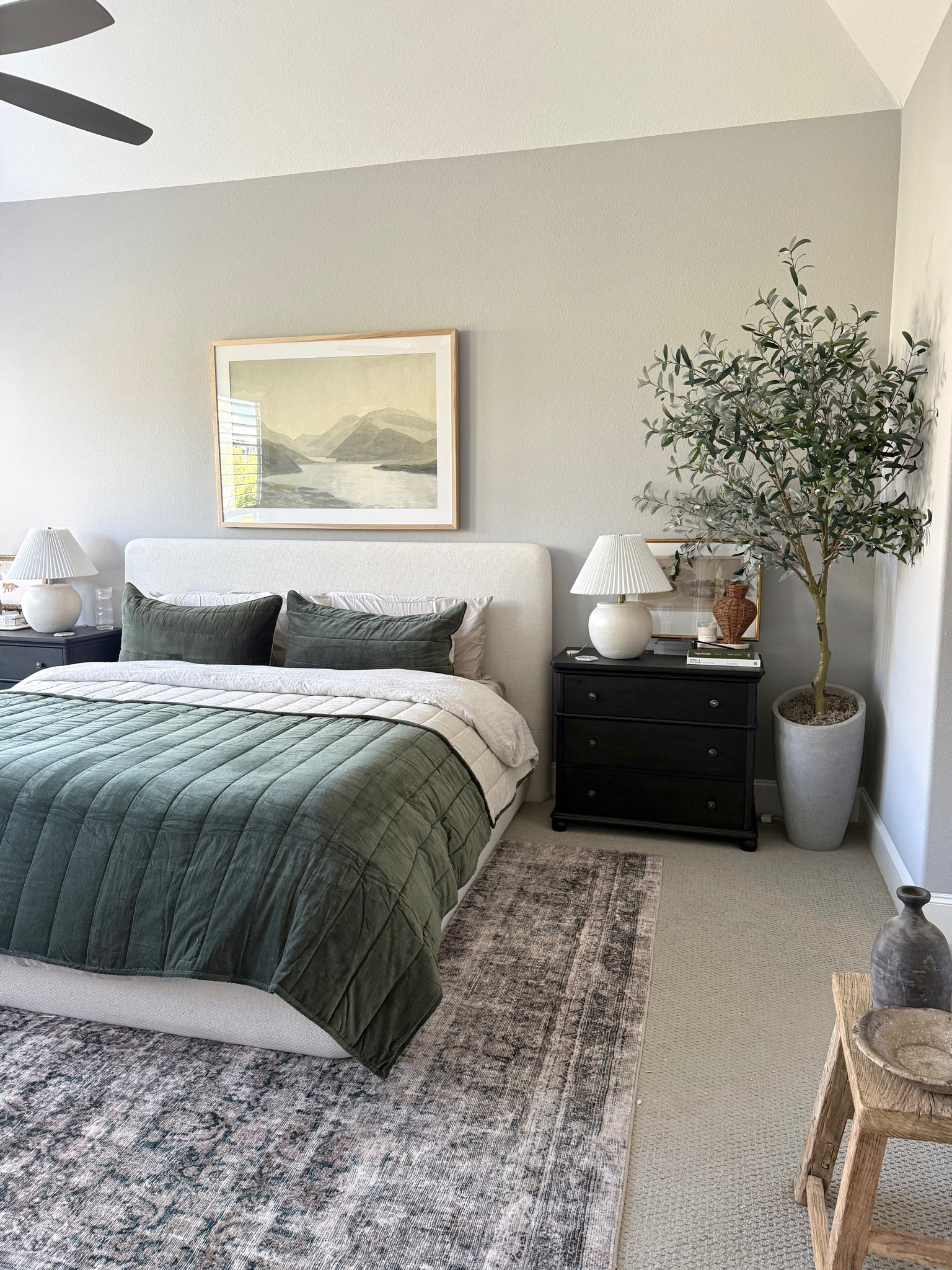 Winter bedding, master bedroom, primary bedroom, kind bed, velvet quilt, luxury bedding, sateen sheets, linen duvet.

#LTKSeasonal #LTKHoliday #LTKHome