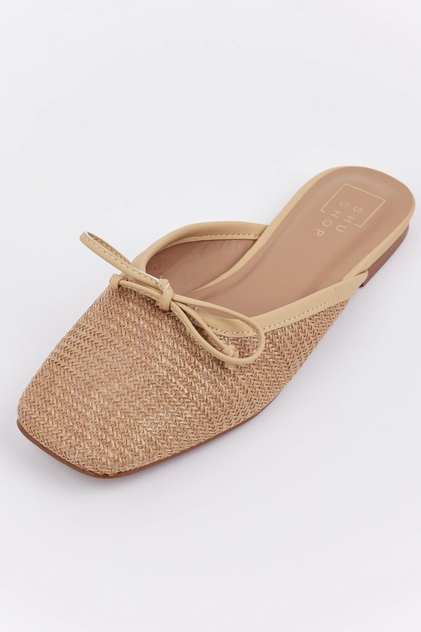 Andrea Mules | Avara