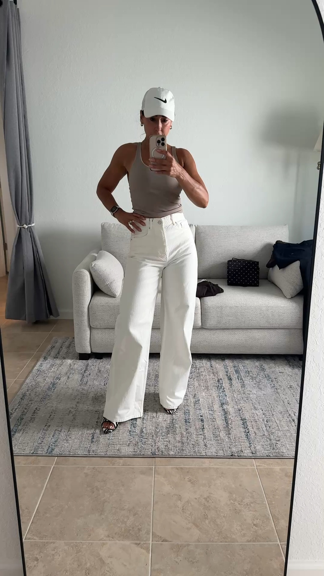 Super duper white denim!! Waist is super high. Little tight for a dinner event imo. Wearing small. Consider sizing up but small fit pretty perfectly. 
Zara 
5575/025/251

Spring 
Summer 

#LTKOver40 #LTKootd #LTKSeasonal