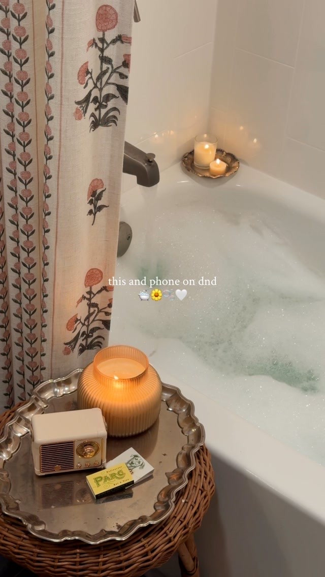 Weekend plans 🤍

#cozyhomedecor #bathroominspo #apartmentinspo