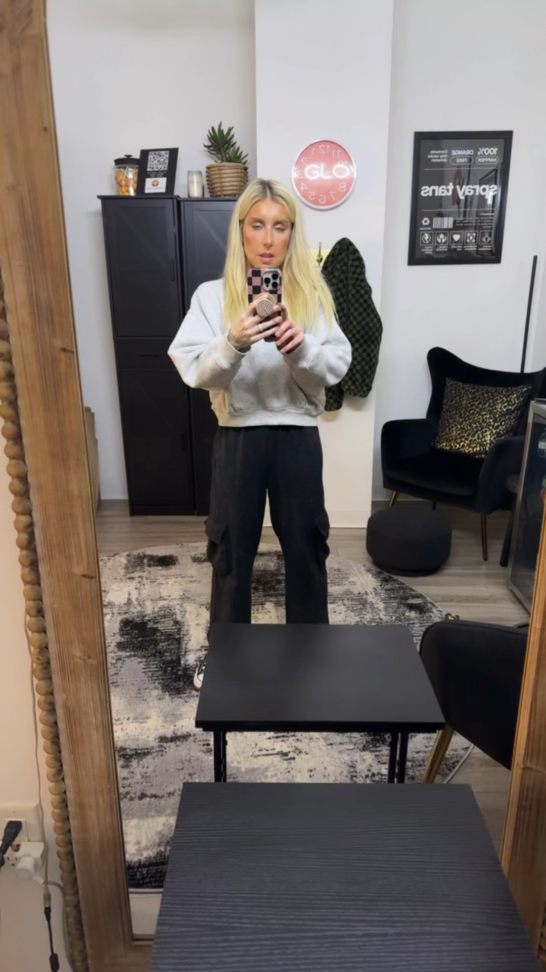 The best lantern sleeved top! 