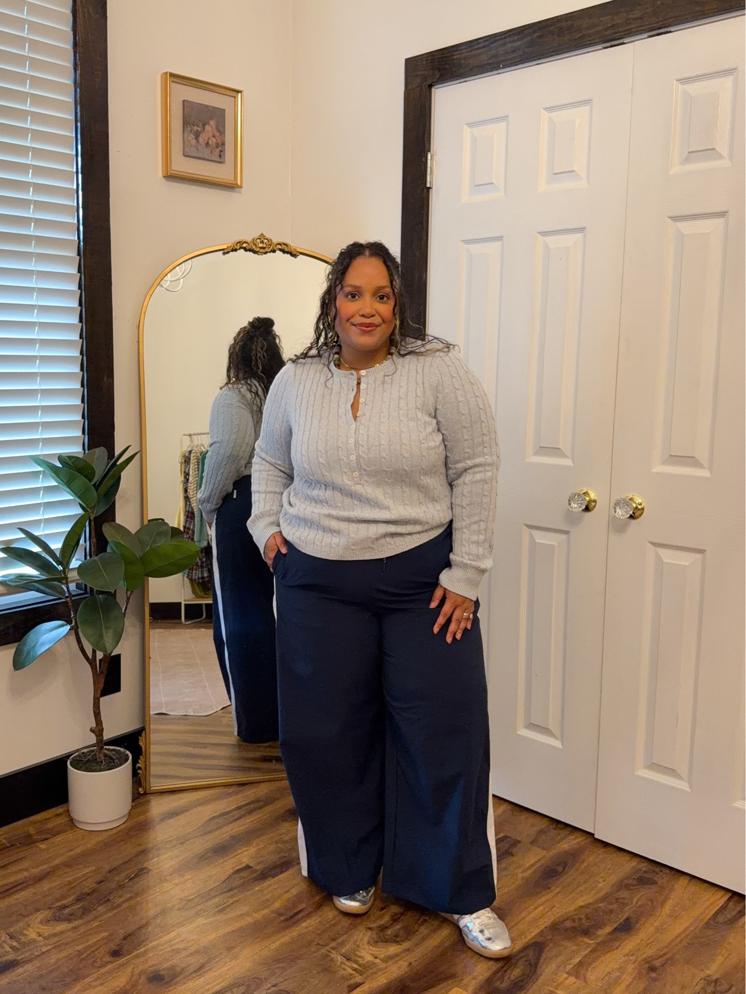 New Aerie finds that I’m loving! Cable knit top , XL, and the trendy tracks pants , XL short! #ad #aeriepartner
#aeriereal #aerie @Aerie

#LTKSaleAlert #LTKPlusSize #LTKPetite