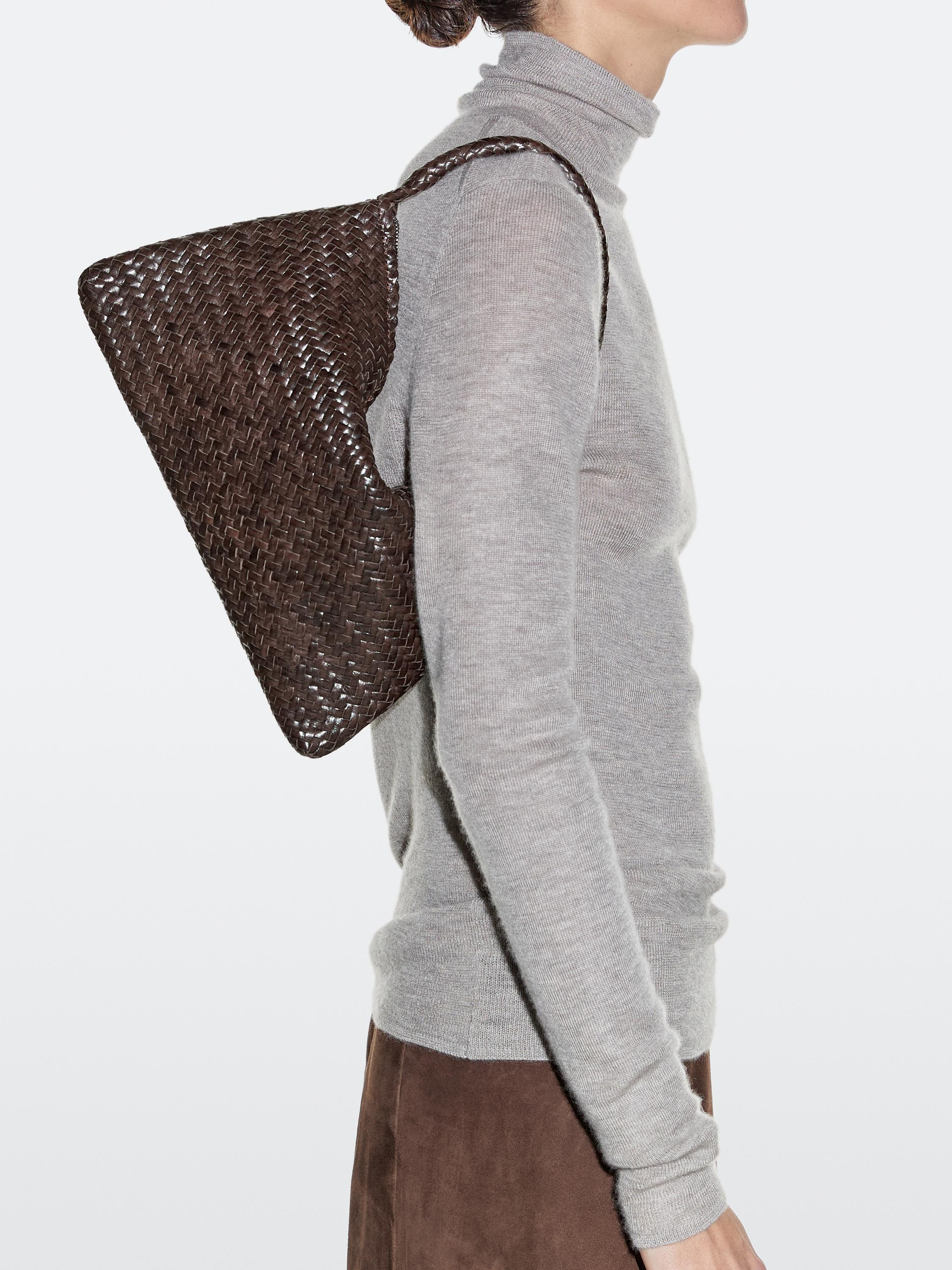 Small braided leather shoulder bag | Massimo Dutti UK