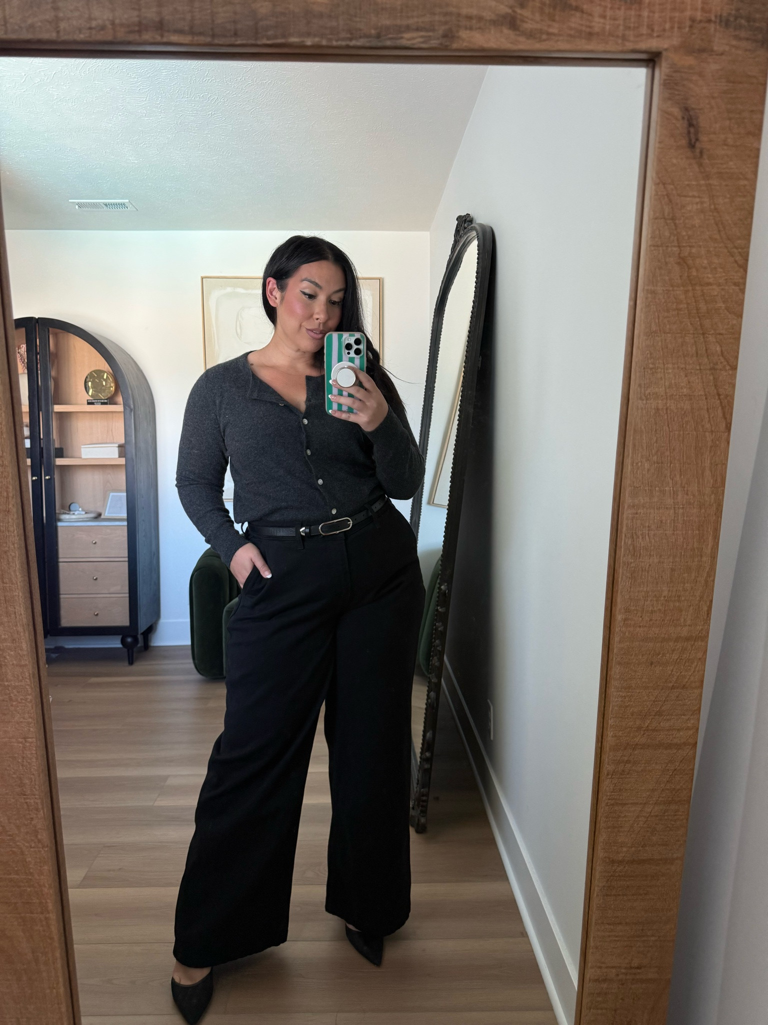 This sweater is so soft and cozy! Wearing a size XL, midsize fashion, midsize, quince, fall fashion, fall workwear

#LTKootd #LTKMidsize #LTKSeasonal