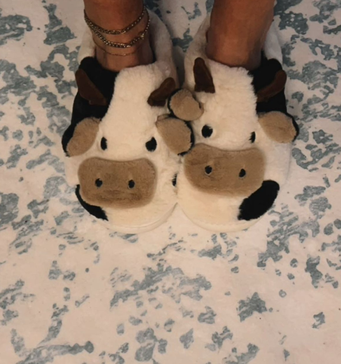 cutest stinkin’ slippers i’ve ever seen

#LTKHome #LTKGiftGuide