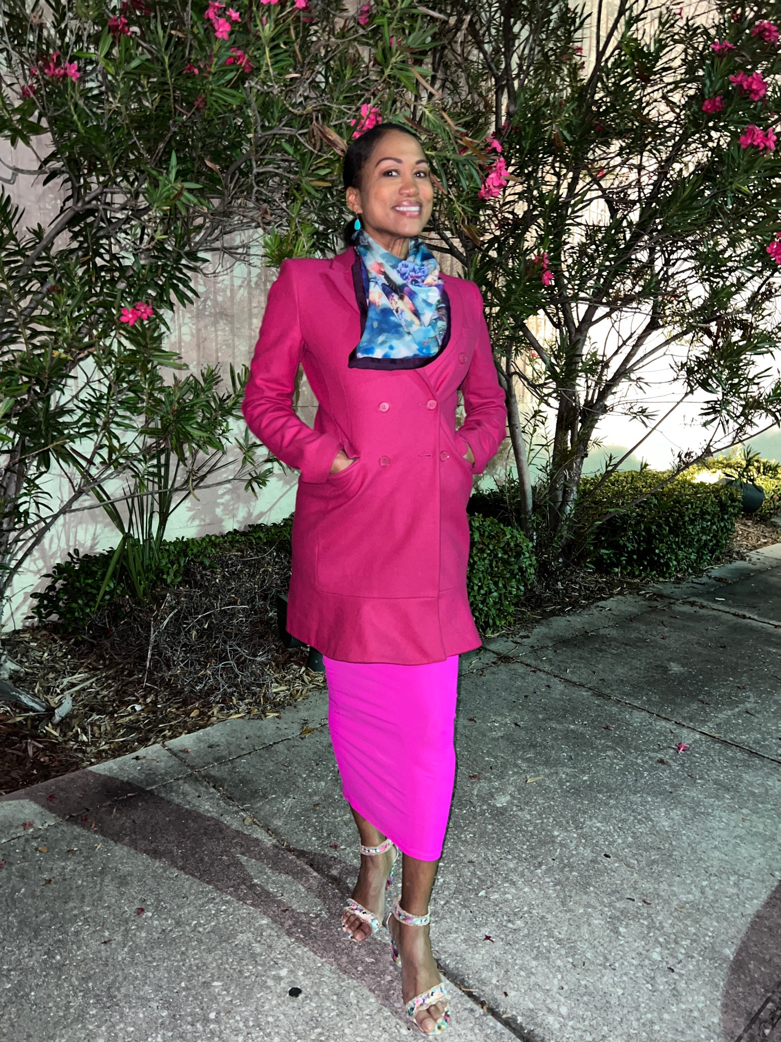 Scarf @shadesdelle
Coat @bcbg
Dress @fashionova
Shoes @vincecamuto

#LTKfindsunder50 #LTKGiftGuide 

#LTKSeasonal