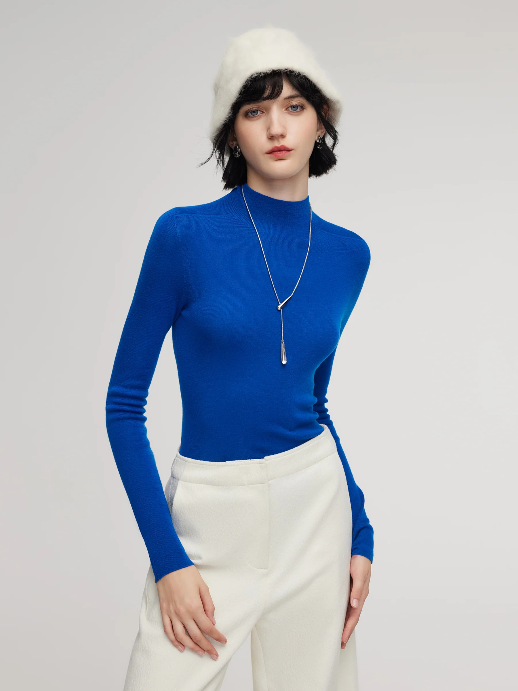 100% Wool Seamless Mock Neck Women Knit Top | GOELIA