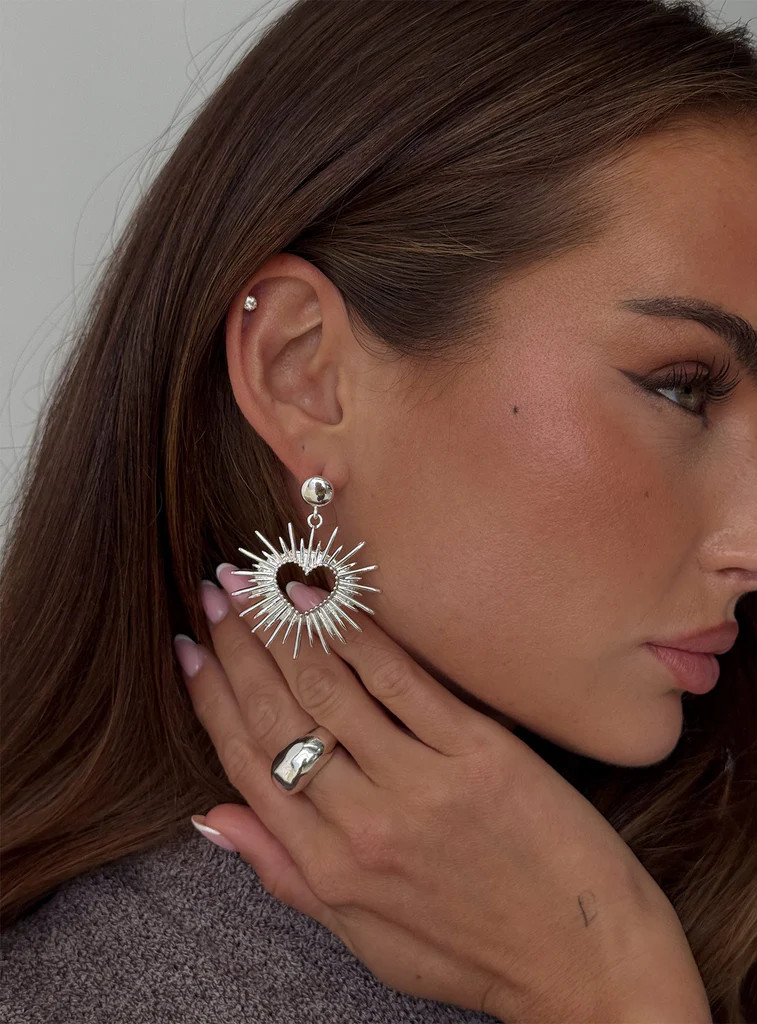 Manifest It Heart Earrings Silver | Princess Polly US