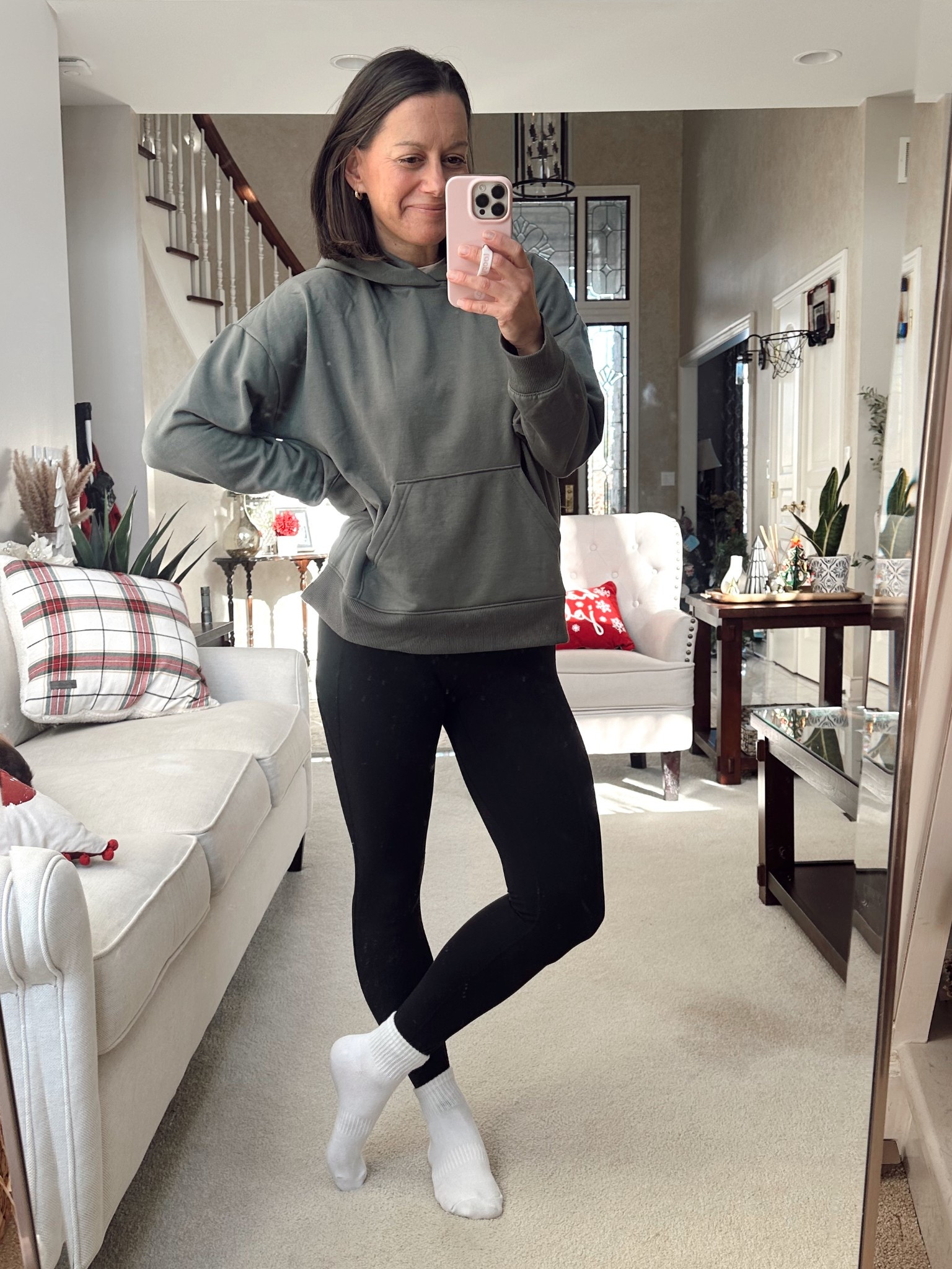 $14 sweatshirt! I sized up to a medium. 



#LTKfitnessgoals #LTKootd #LTKmomlife