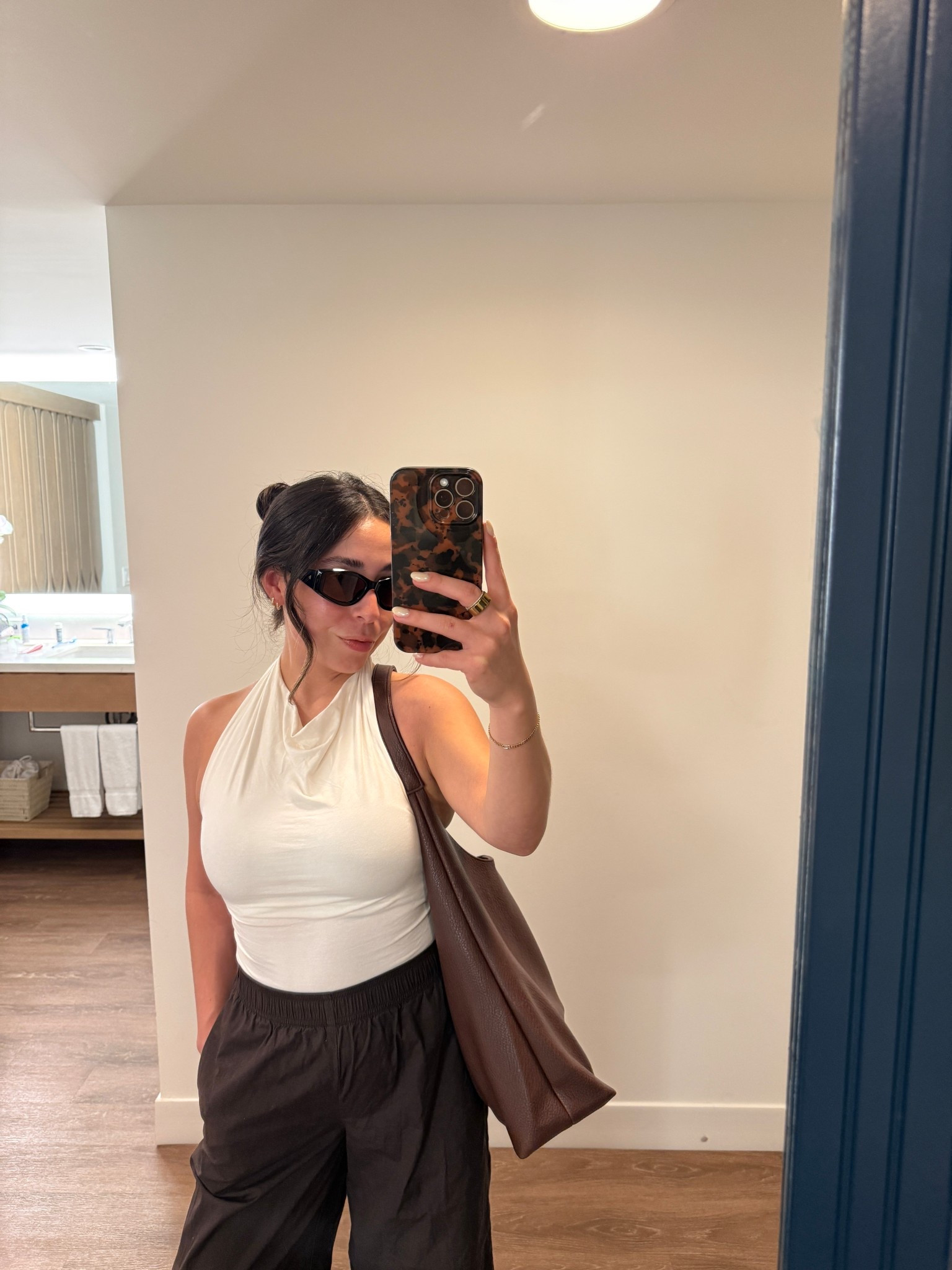 The key to a chic outfit 🤌🏻


#LTKTravel #LTKPetite #LTKootd