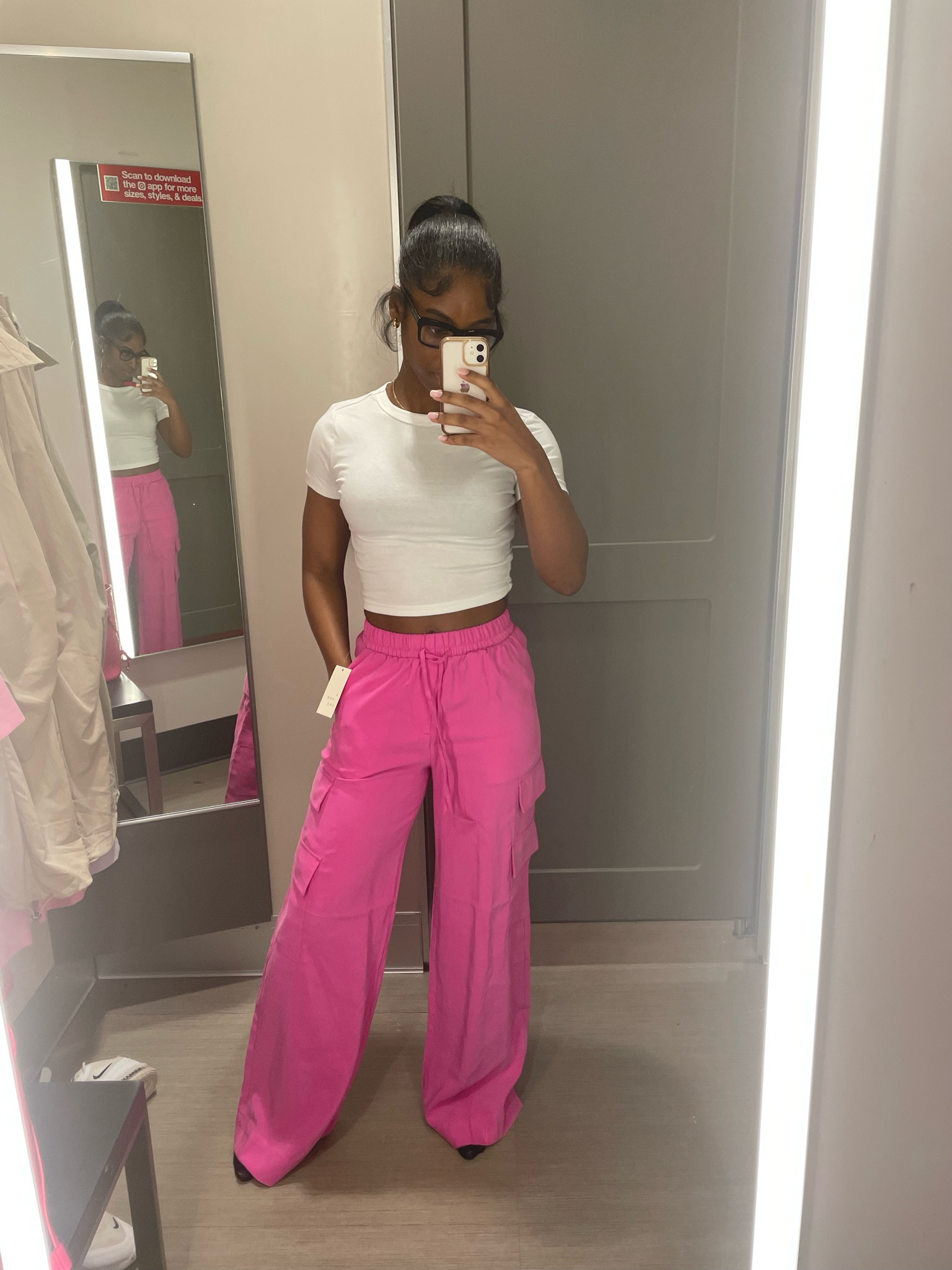 Target Finds🛍️ pink is obviously my color so I couldn’t pass up on these cargo pants and this crop top

#LTKstyletip #LTKfindsunder50