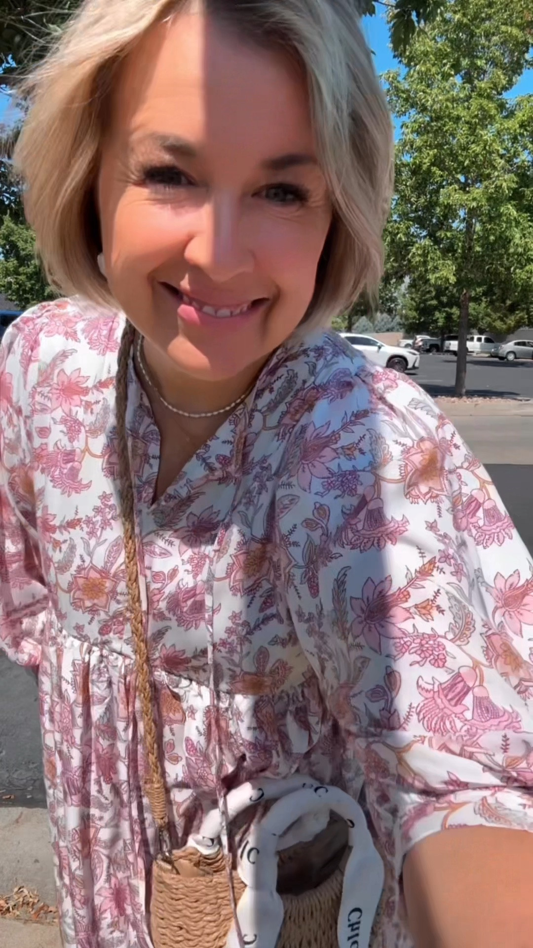 Closing out August in style 🌼 This flowy maxi dress is the perfect way to celebrate a month full of sunshine, growth, and little joys. Ready to step into September with gratitude, cozy layers, and lots of style inspiration coming your way!
fashion for women over 40. midsize outfit inspo. flowy maxi dress style. end of summer outfits. affordable chic style. fall transition fashion. everyday feminine looks.