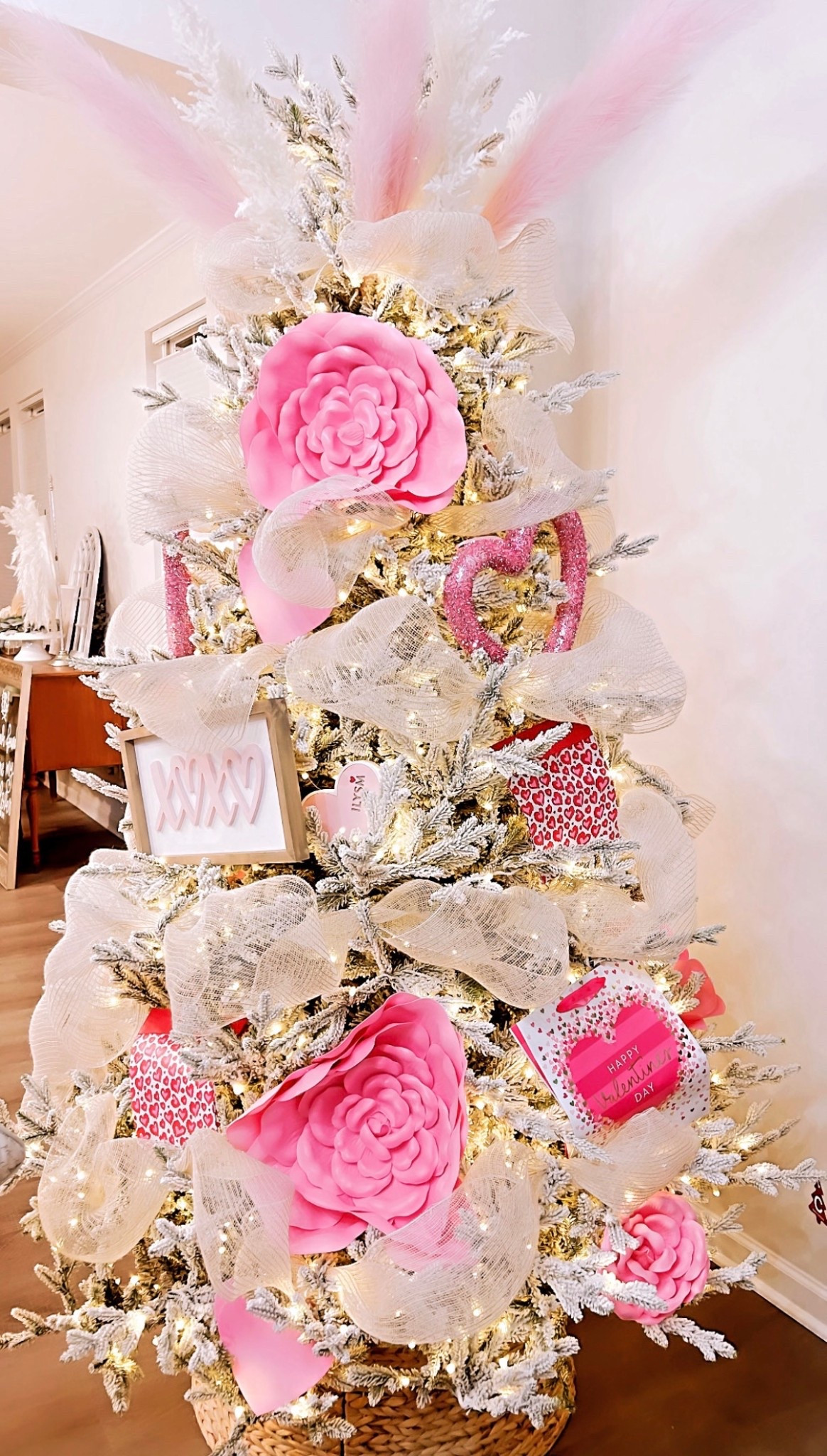 It's not just a color, it's an attitude. 💕

Would you turn your Christmas Tree into Valentine’s Day Tree? I’m kinda obsessed with how festive & fun it feels - sharing the sweetest Valentine Day decor to recreate this look. 

#agoodattitude #soothingmypinkaddiction 
#valentinesday2024
#becausemyhusbandlikes mydecorating #decor #vslentinesday

#liketkit #LTKhome
