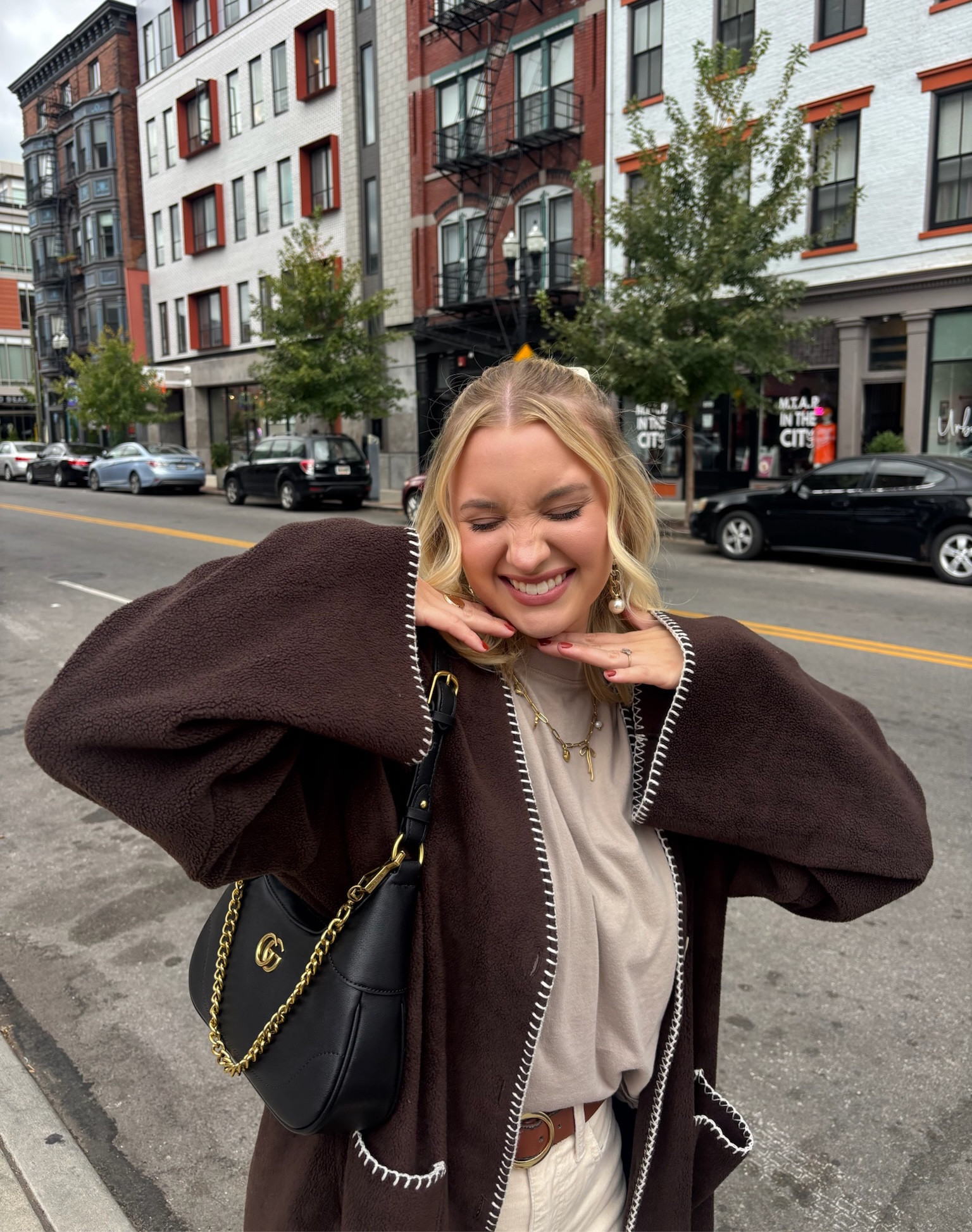 cheesin hard for fall!! 🤎🫶🏻🤩

#LTKSeasonal #LTKStyleTip #LTKItBag