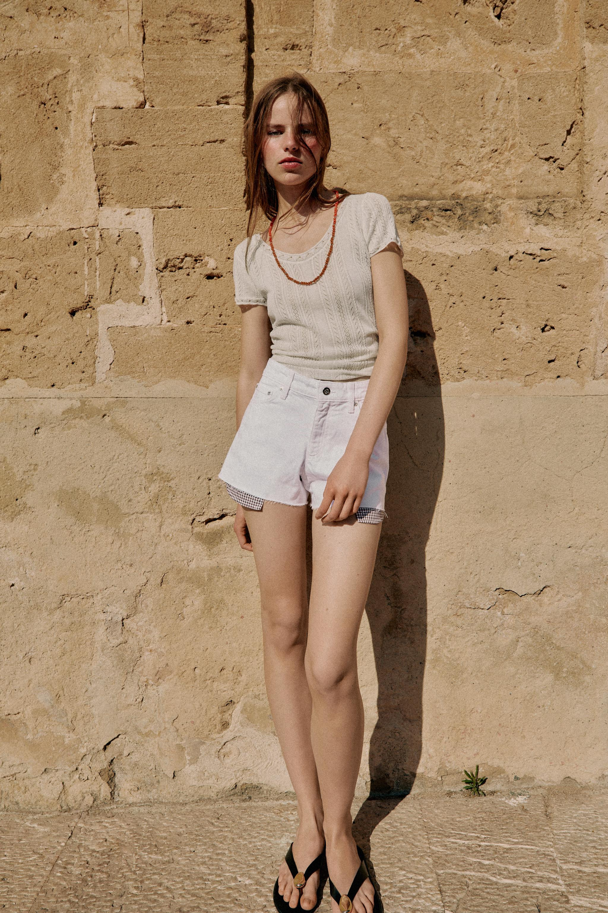 Z1975 FRAYED HEM MOM FIT SHORTS | Zara US