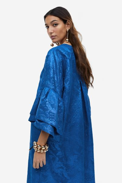 Kleid mit Volant | H&M (DE, AT, CH, NL, FI)