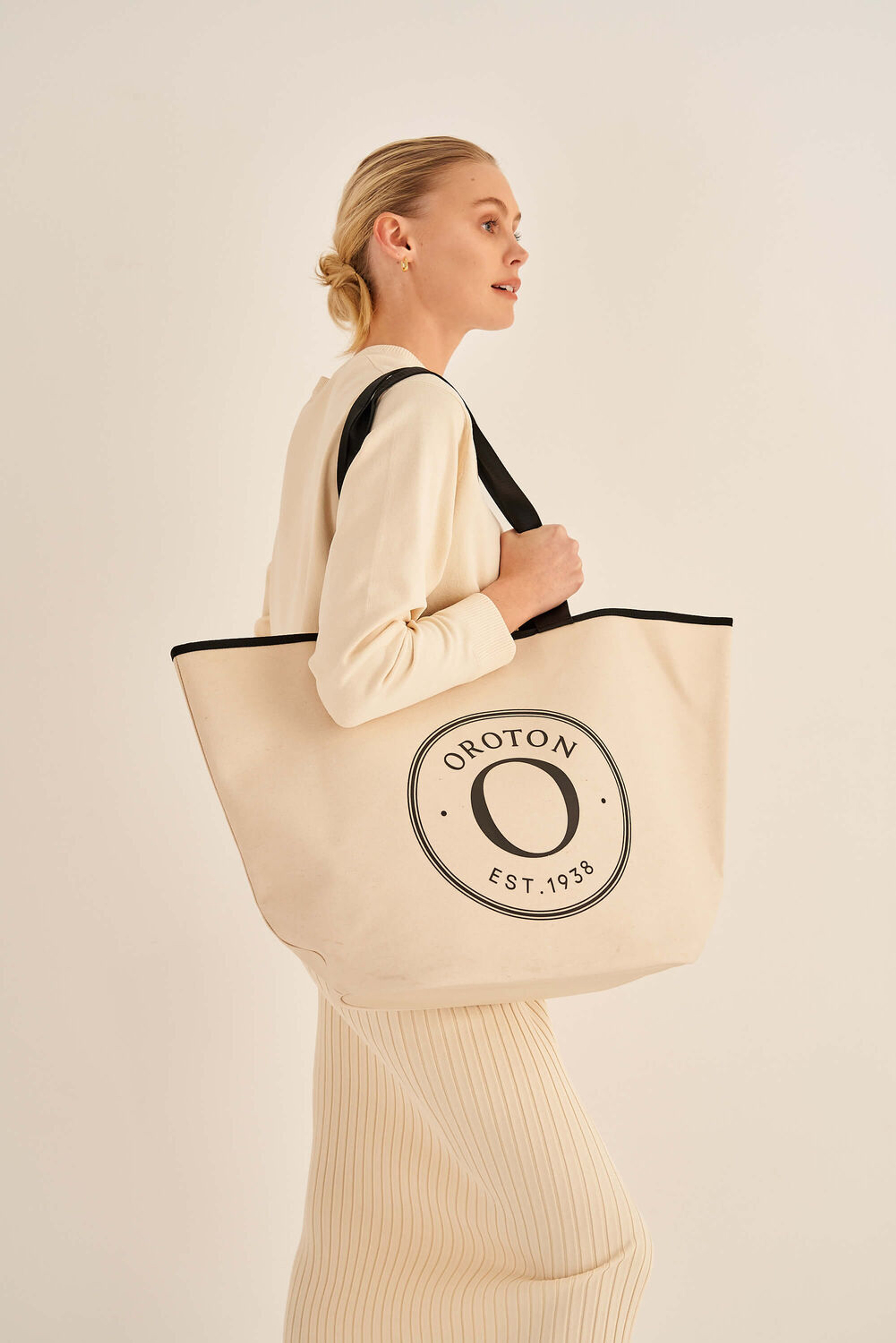 Oroton Kaia Natural Black Shopper Tote Bag | Oroton