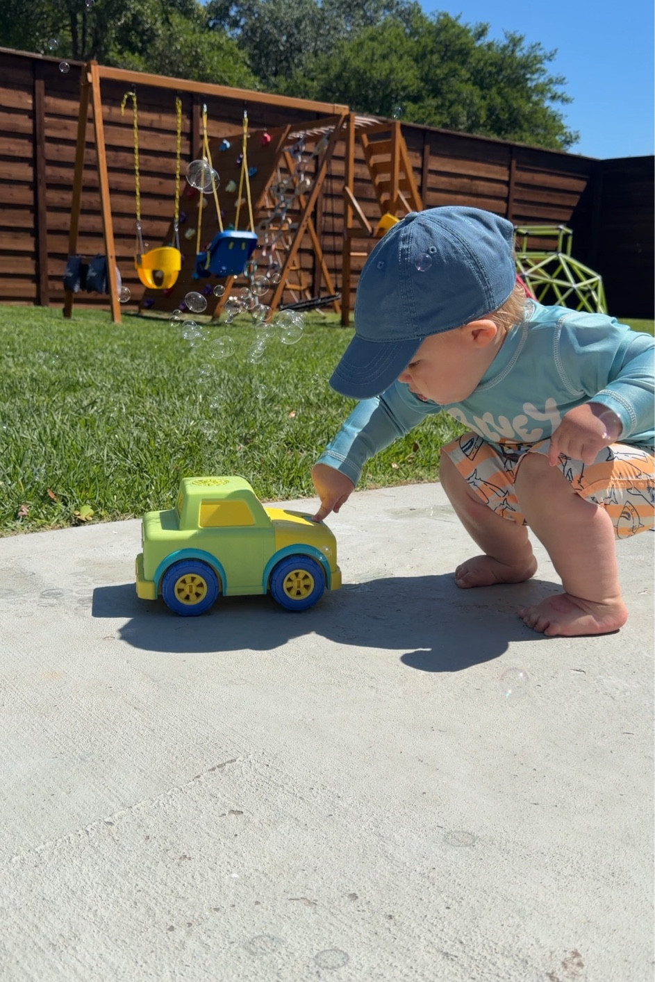 My 1 year old is obsessed with this car bubble machine! It drives around and makes TONS of bubbles. 🚗 🫧 