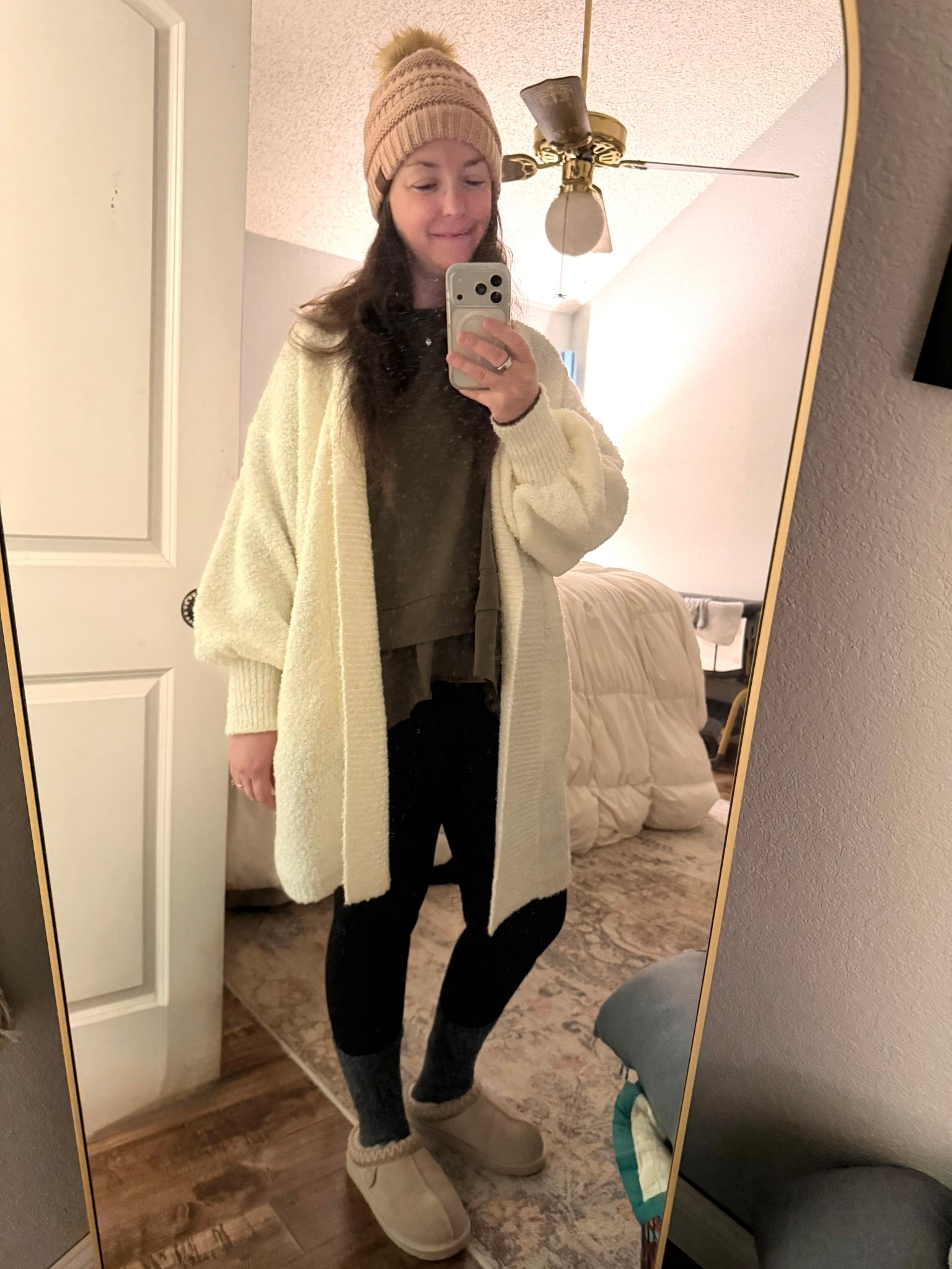 Big fan of the time between Thanksgiving break and Christmas break because I basically dress in the most comfy clothes ever for 3 weeks.

#LTKHoliday #LTKGiftGuide #LTKootd