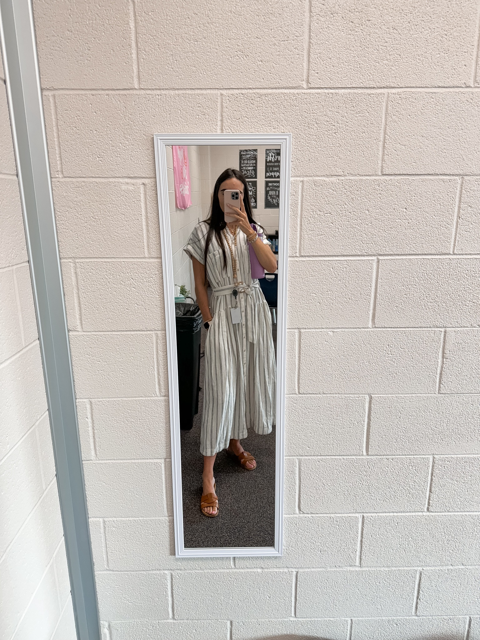 Another cute teacher dress!! Today’s OOTD is from target!! Loving doing these outfit of the day posts! 

#LTKStyleTip #LTKBeauty #LTKWorkwear