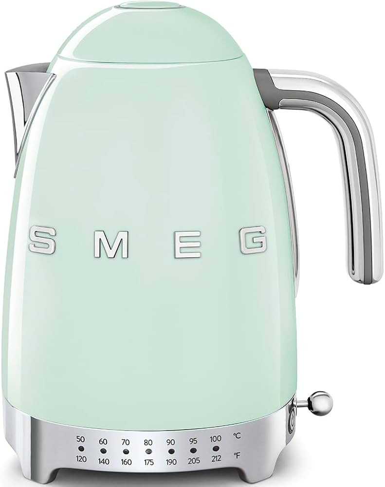 Smeg Tetera eléctrica retro de 7 tazas de acero inoxidable con temperatura variable de los años... | Amazon (US)