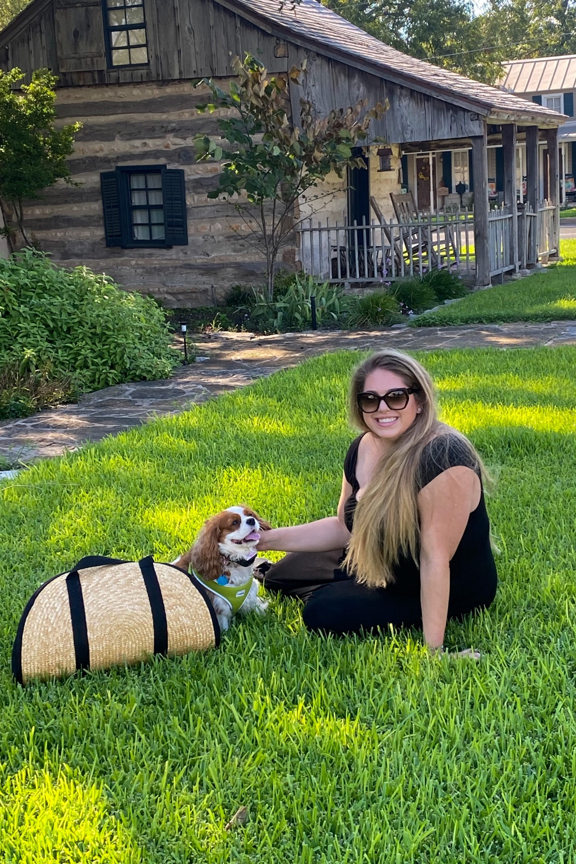 Out in Hill Country, Texas. I hope you have a beautiful Sunday. The dress is old, but I linked the most similar from the same brand. Accessories linked below!  

#LTKcurves #LTKitbag