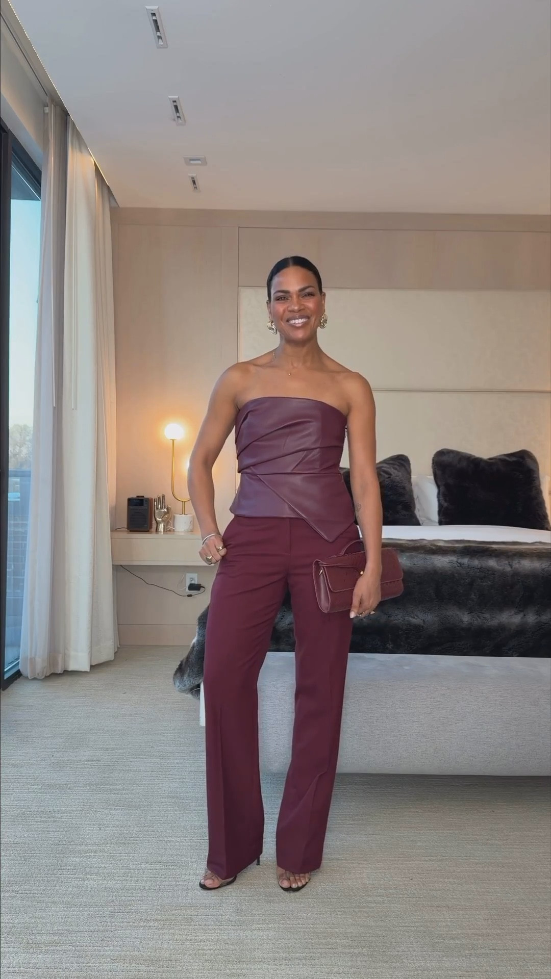 Sometimes you wanna wear a dress for the holiday events, and sometimes you want something a little more understated. Which is your favorite? Everything linked below! 

#LTKHoliday #LTKParties #LTKgrwm